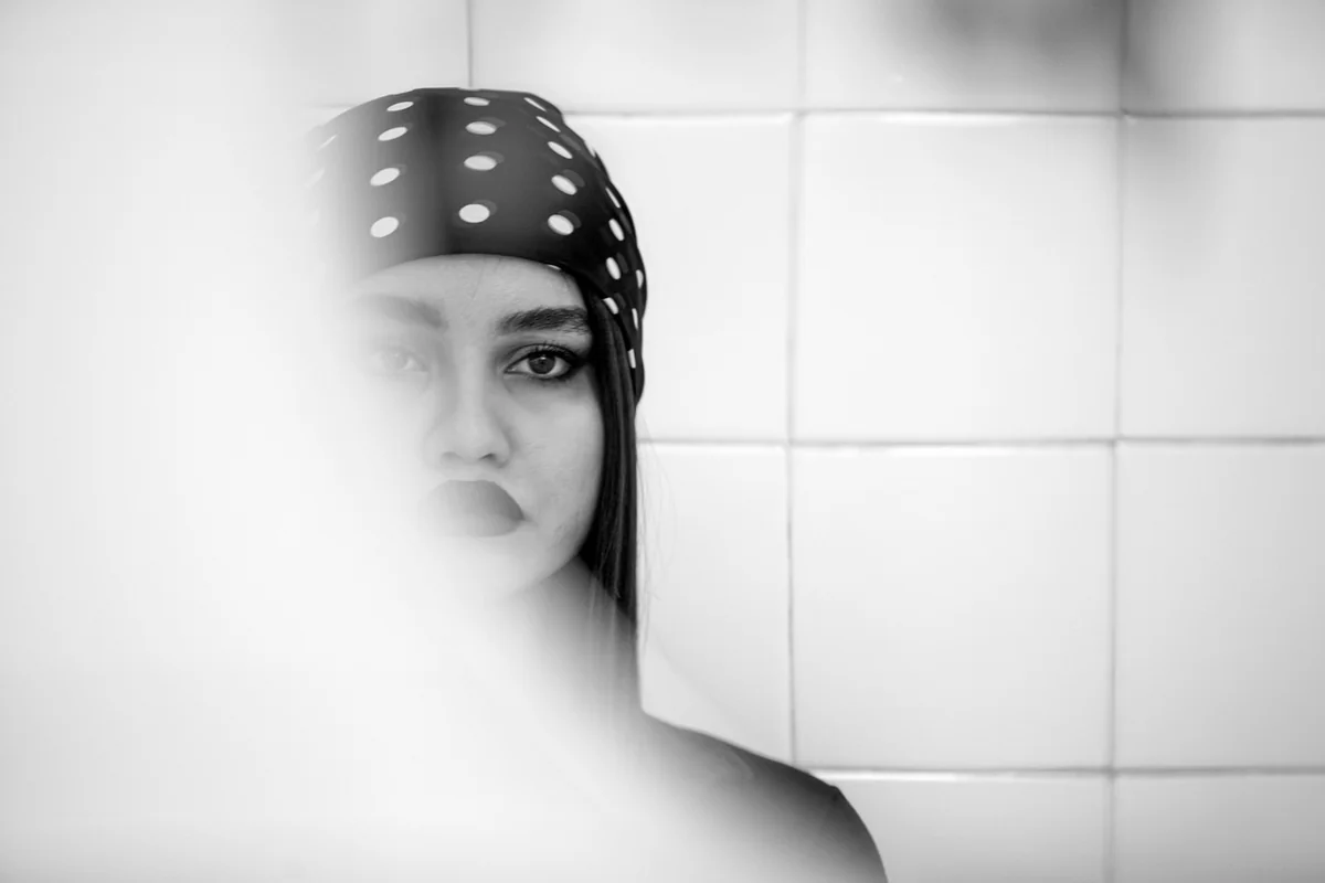 Comment se débarrasser des vers dans les toilettes en 2026 : solutions rapides